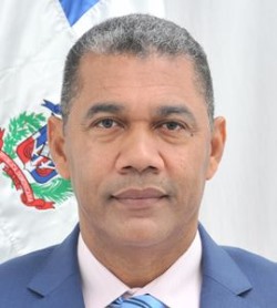 DOMINGO EUSEBIO DE LEON MASCARO