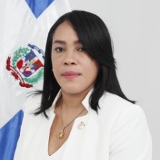KENIA FELICIA BIDO PARRA DE DELL’AQUILA