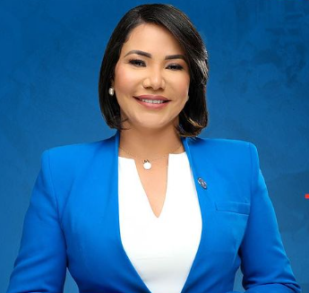 CARMEN AURELIA DE LA ROSA PEREZ